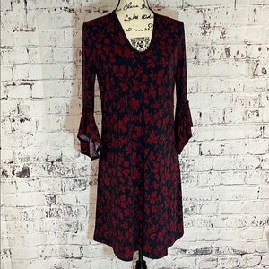 Lark & Ro Black and Red A-Line Bell Sleeve Dress